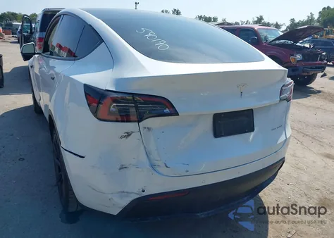 2023 Tesla Model Y Awd/Long Range Dual Motor All-Wheel Drive from USA, damaged, VIN 7SAYGAEE9PF590190